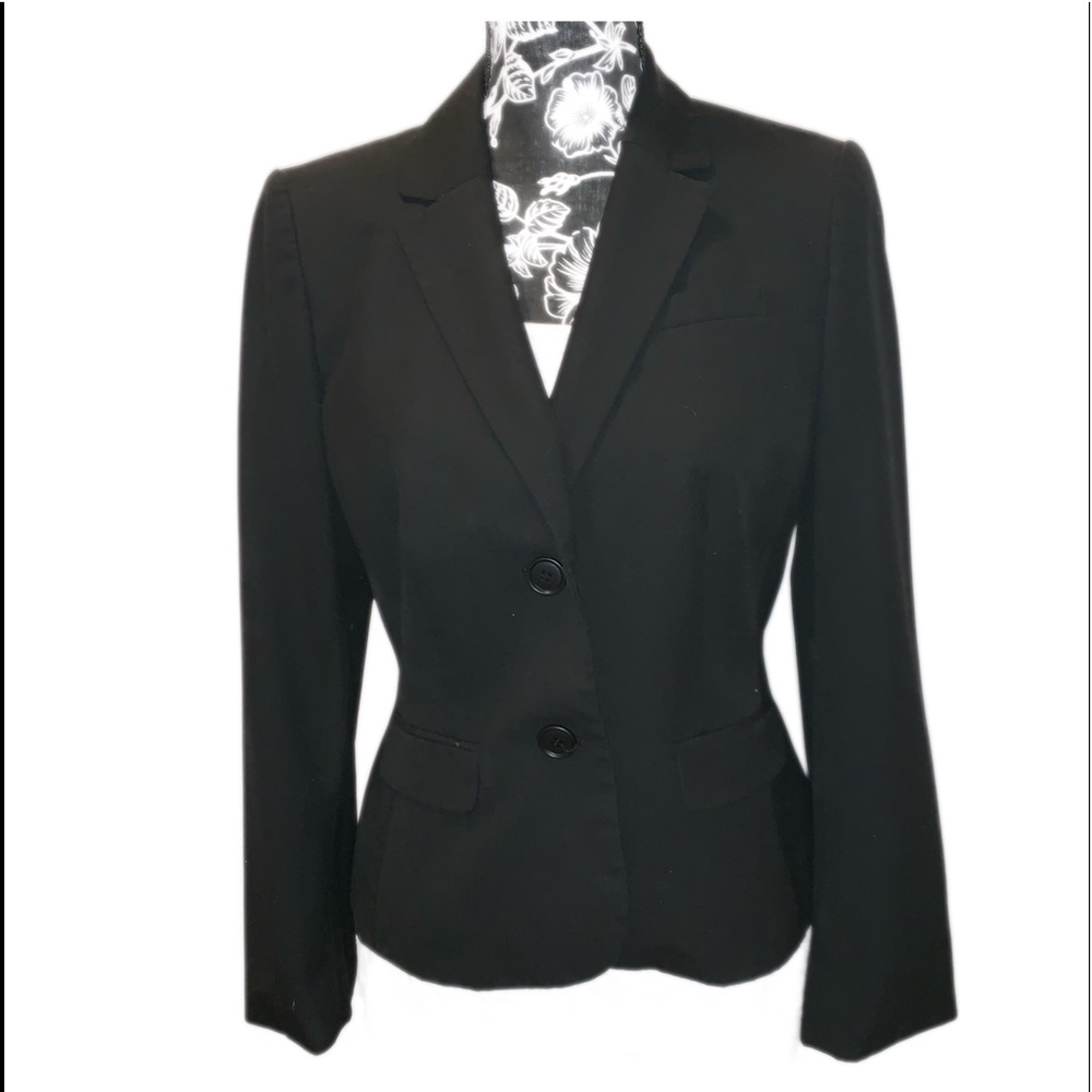Black Ann Taylor LOFT Blazer, 8P, Gently Used - Picture 2 of 6